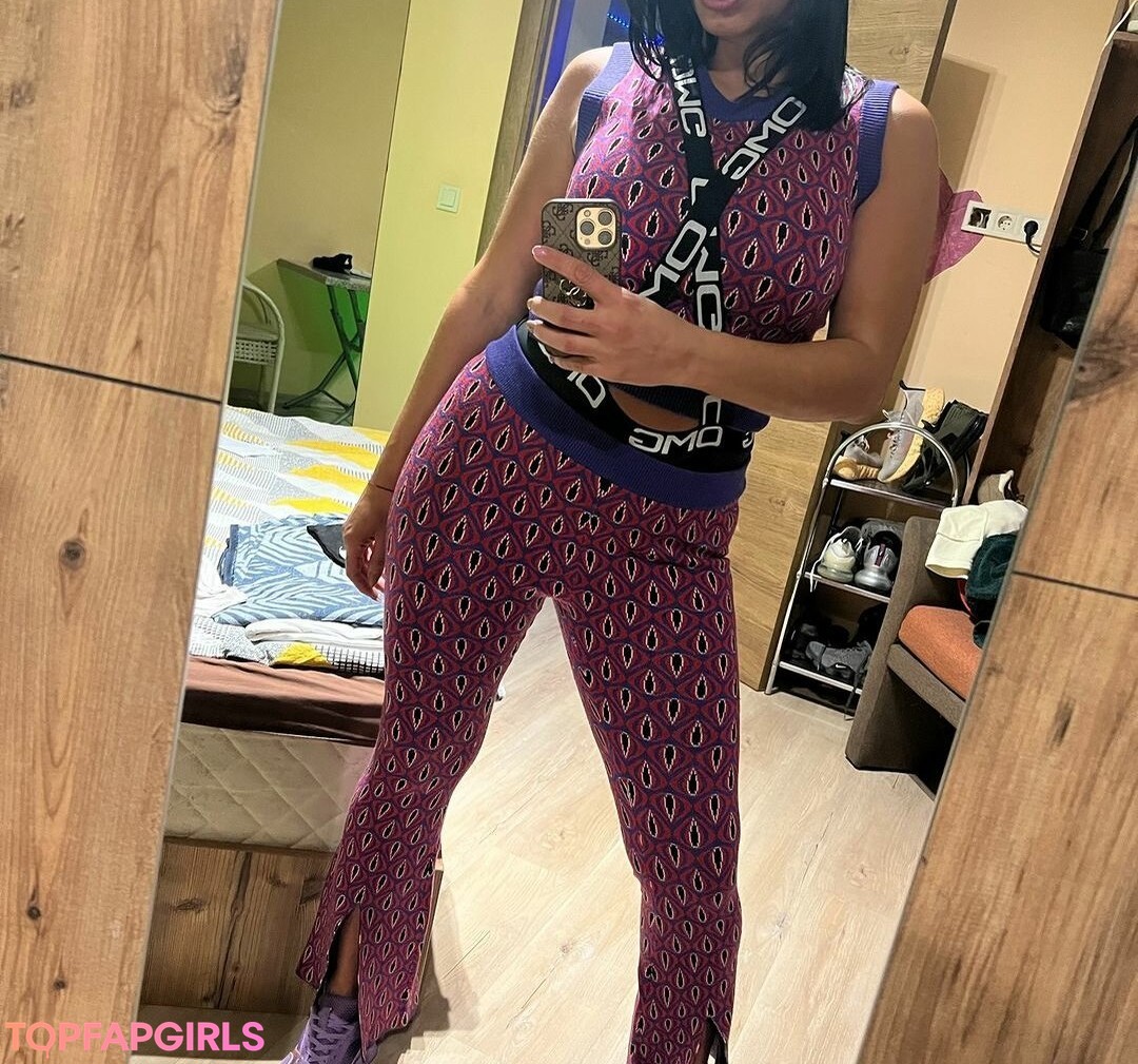 Foto desnuda filtrada de OnlyFans de Giulia Daqna #218