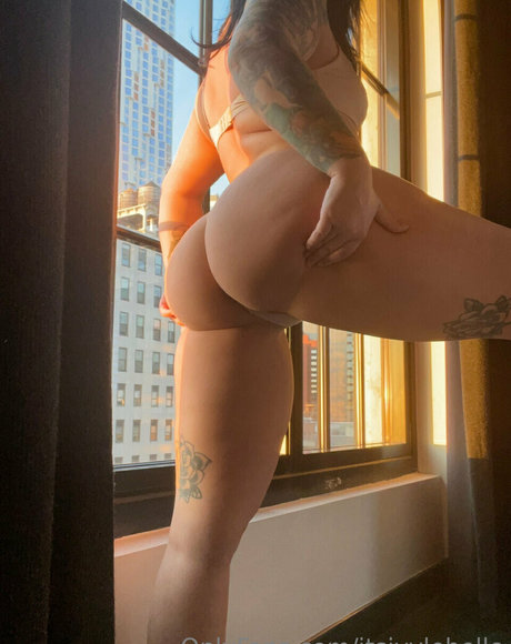 Ivy Lebelle
