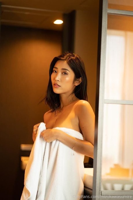 Mizukawa Sumire