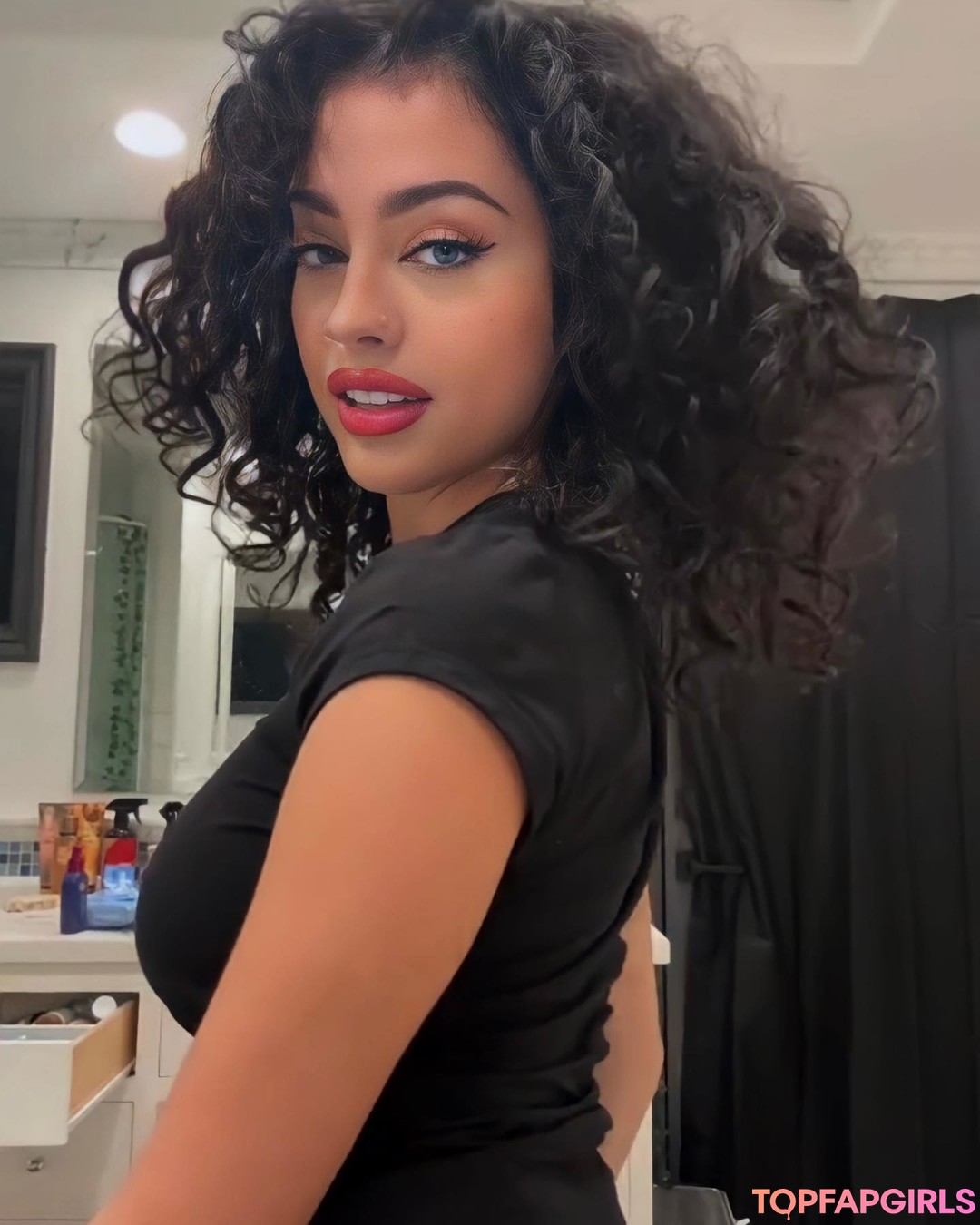Foto desnuda filtrada de OnlyFans de Malu Trevejo #947