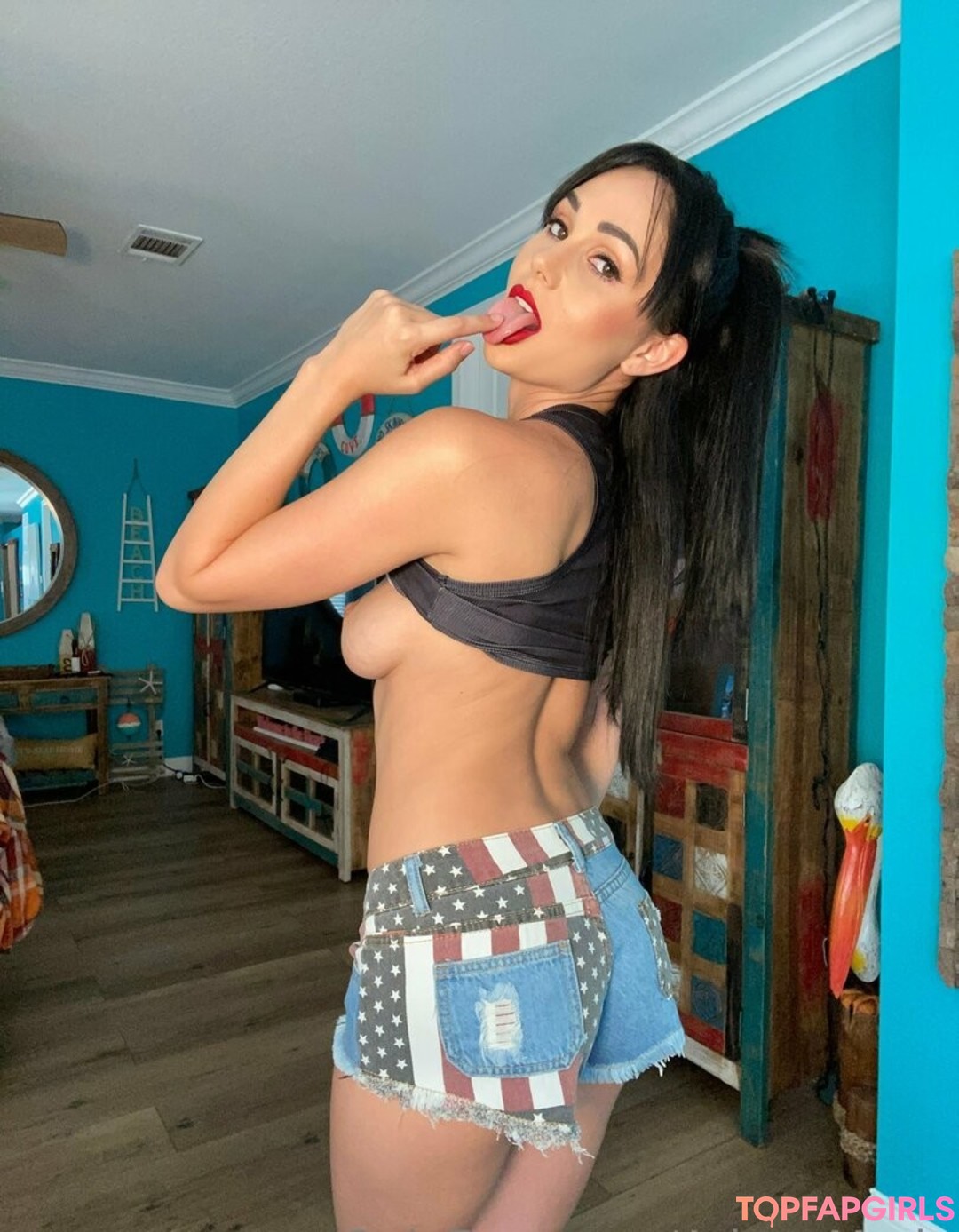 Foto desnuda filtrada de OnlyFans de Ariana Marie #1186