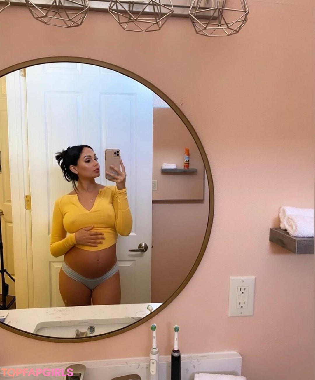 Foto desnuda filtrada de OnlyFans de Ariana Marie #487