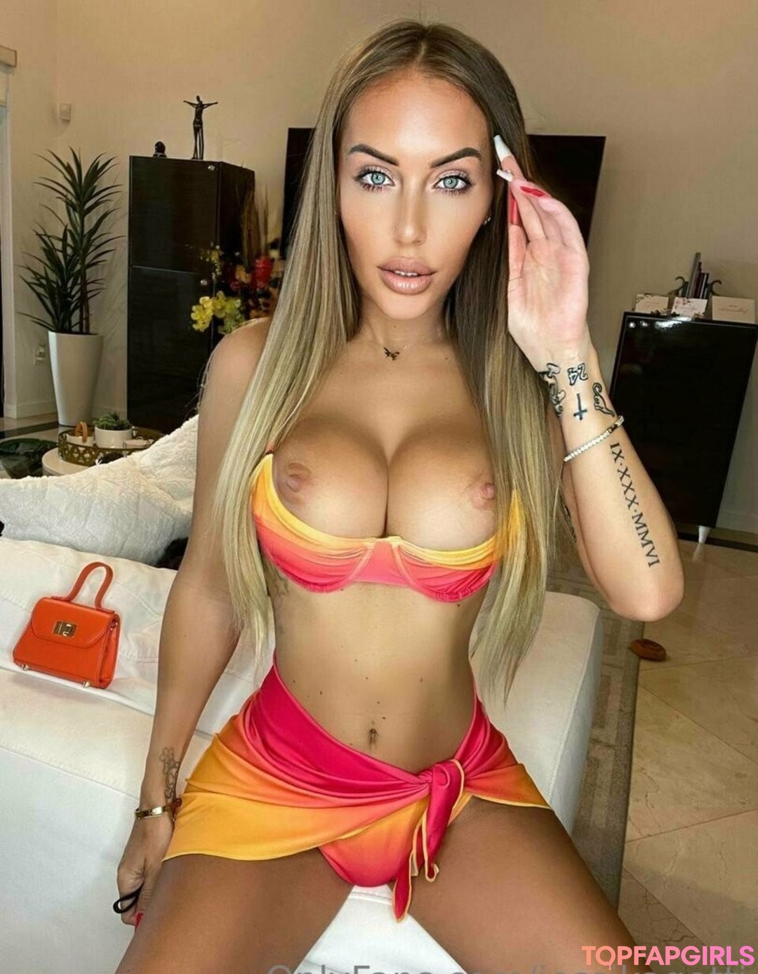 Foto desnuda filtrada de OnlyFans de Jessika Gotti #2369 Foto desnuda filtrada de OnlyFans de Jessika Gotti #2369