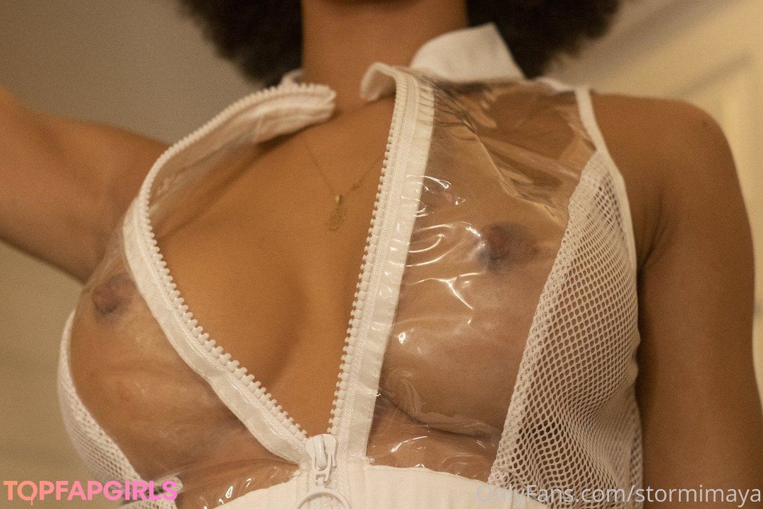 Foto desnuda filtrada de OnlyFans de Stormi Maya #1523