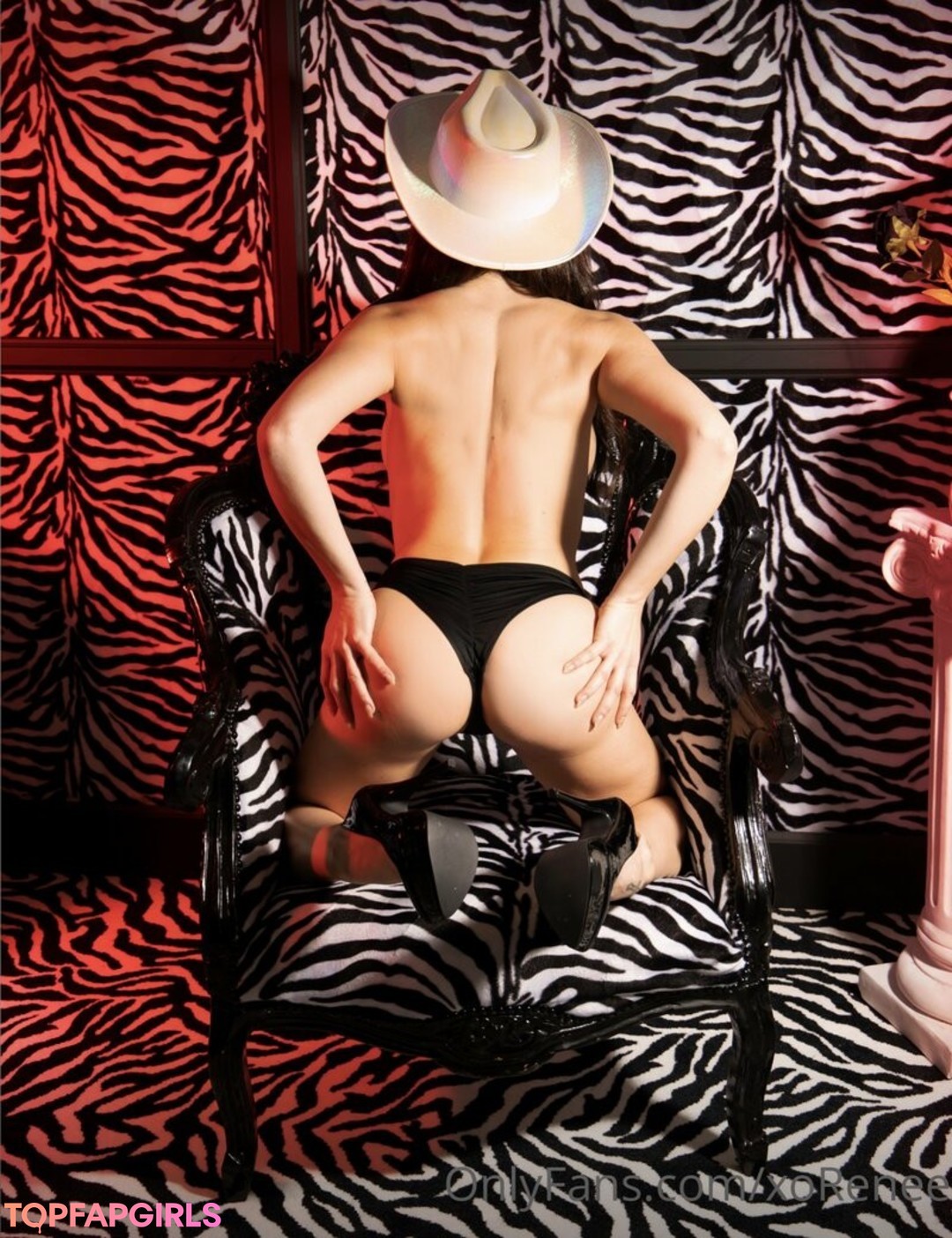 Foto desnuda filtrada de OnlyFans de Renee Olstead #1261 Foto desnuda filtrada de OnlyFans de Renee Olstead #1261