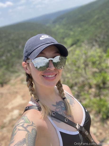 Kleio Valentien