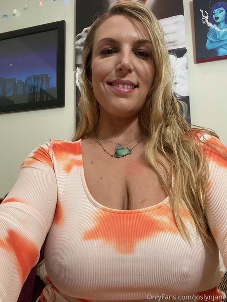Joslyn Jane