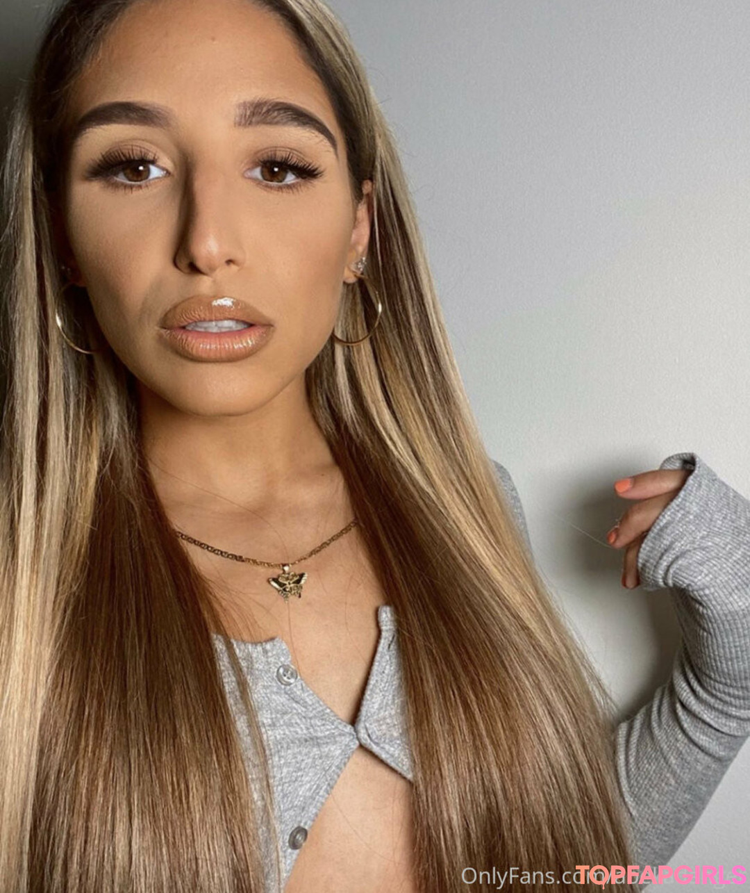 Foto desnuda filtrada de OnlyFans de Abella Danger #1176 Foto desnuda filtrada de OnlyFans de Abella Danger #1176
