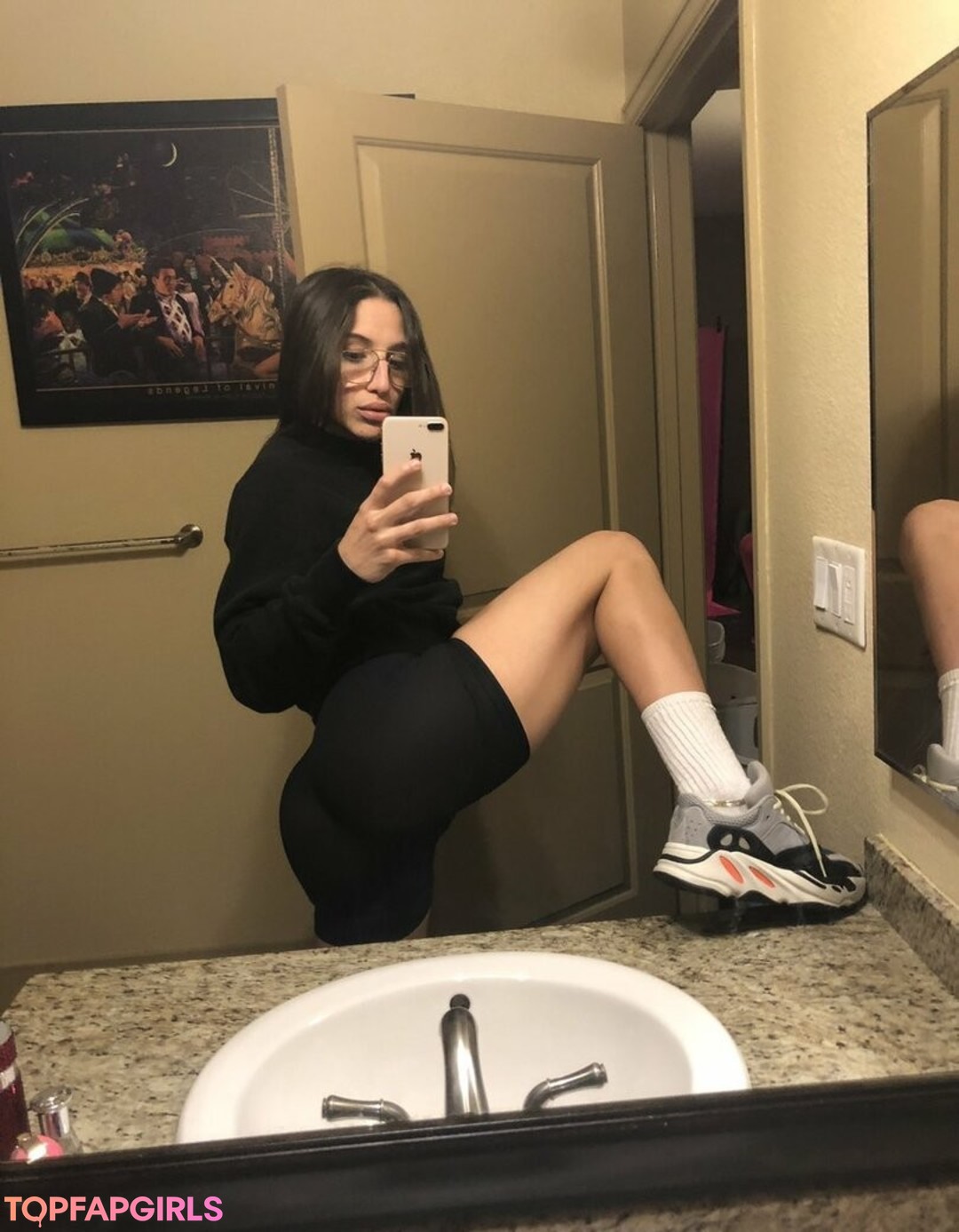 Foto desnuda filtrada de OnlyFans de Abella Danger #953 Foto desnuda filtrada de OnlyFans de Abella Danger #953