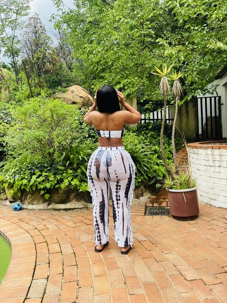 Xoli Mfeka