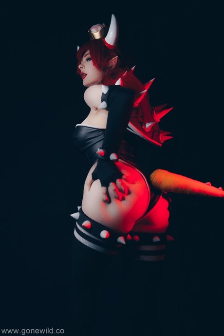 Jenna Lynn Meowri
