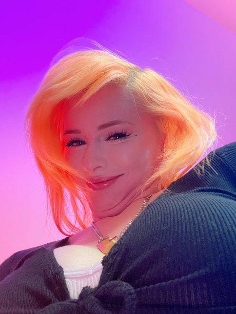 Jenna Lynn Meowri