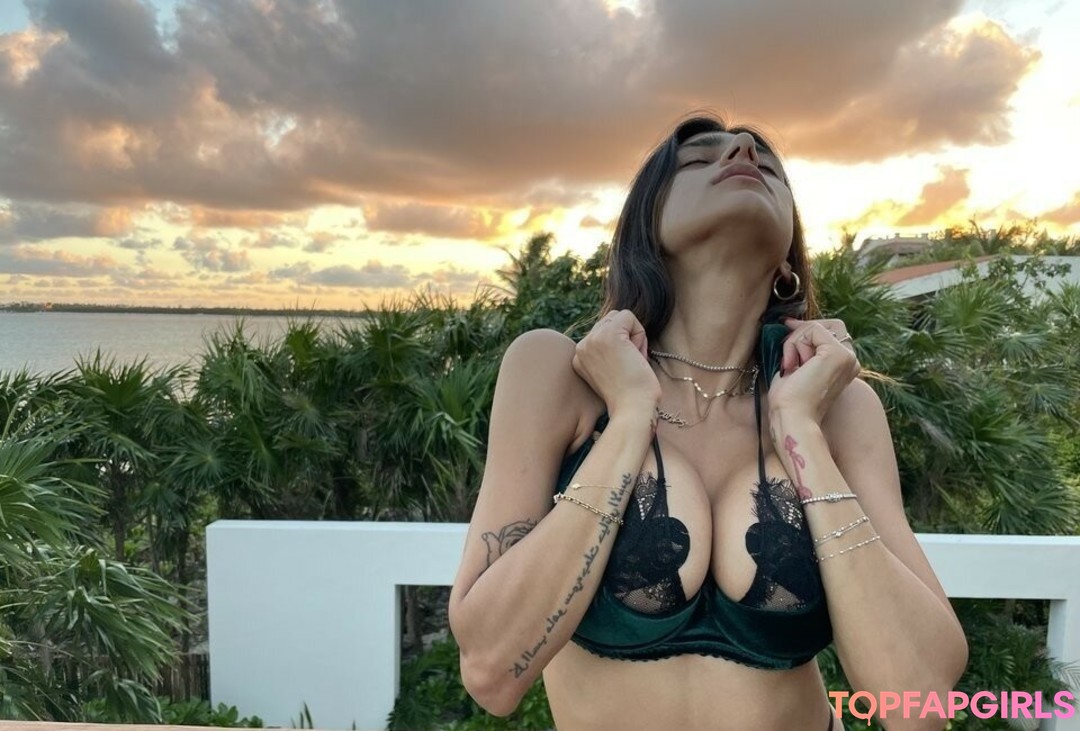 Foto desnuda filtrada de OnlyFans de Mia Khalifa #929