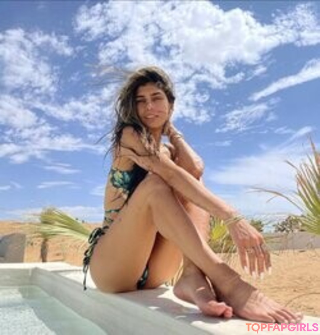 Foto desnuda filtrada de OnlyFans de Mia Khalifa #179