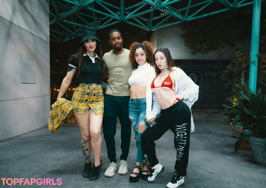 Foto desnuda filtrada de OnlyFans de Kira Perez #77