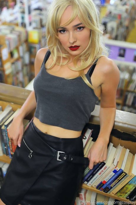 OMGCosplay
