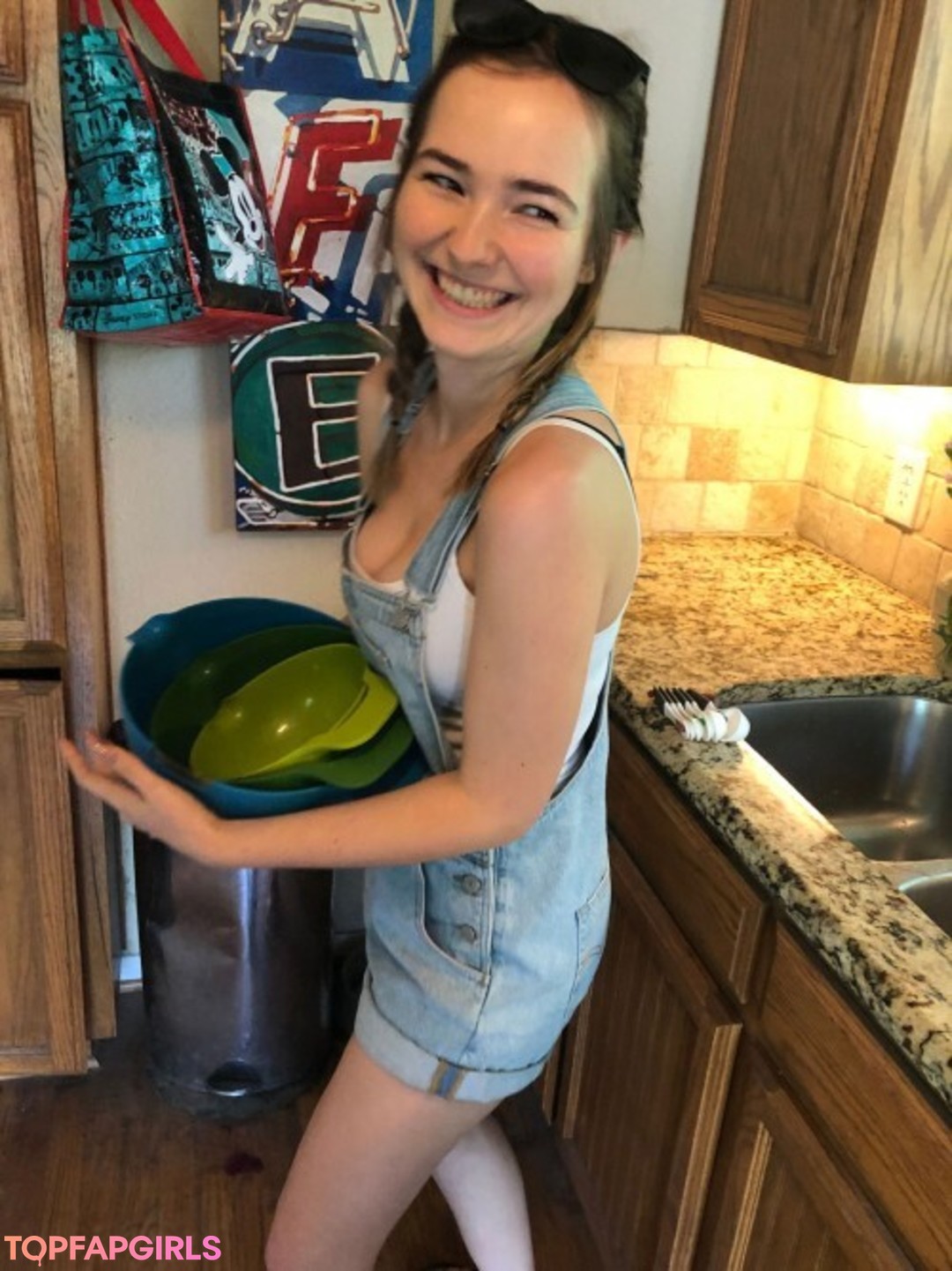 Foto desnuda filtrada de OnlyFans de Omgcosplay #1434