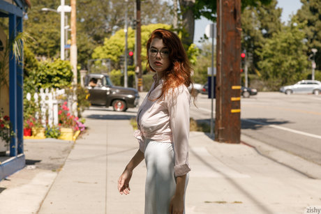 Sabrina Lynn