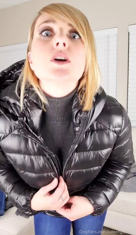 Foto desnuda filtrada de OnlyFans de Kate England