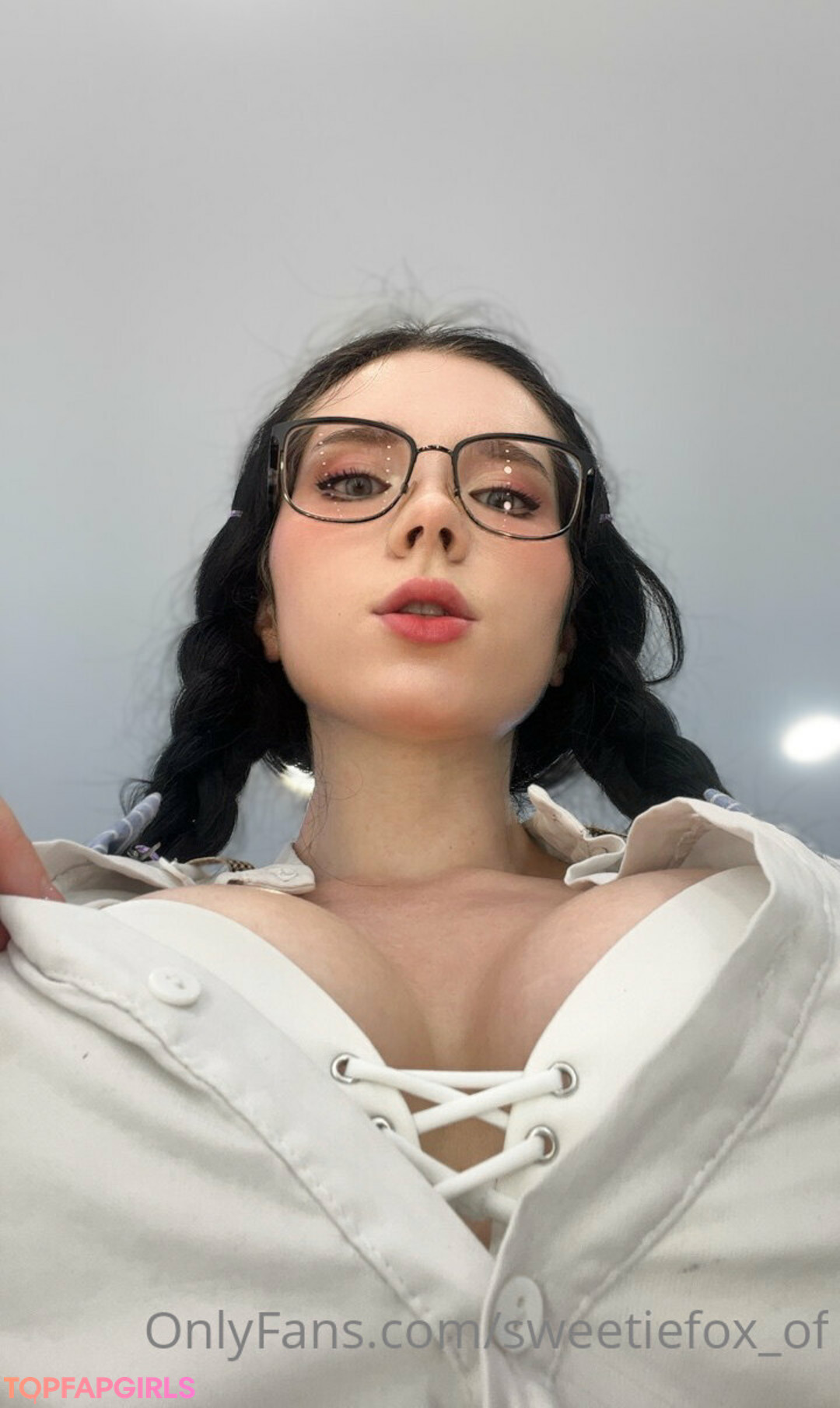 Foto desnuda filtrada de OnlyFans de Sweetie Fox #725 Foto desnuda filtrada de OnlyFans de Sweetie Fox #725