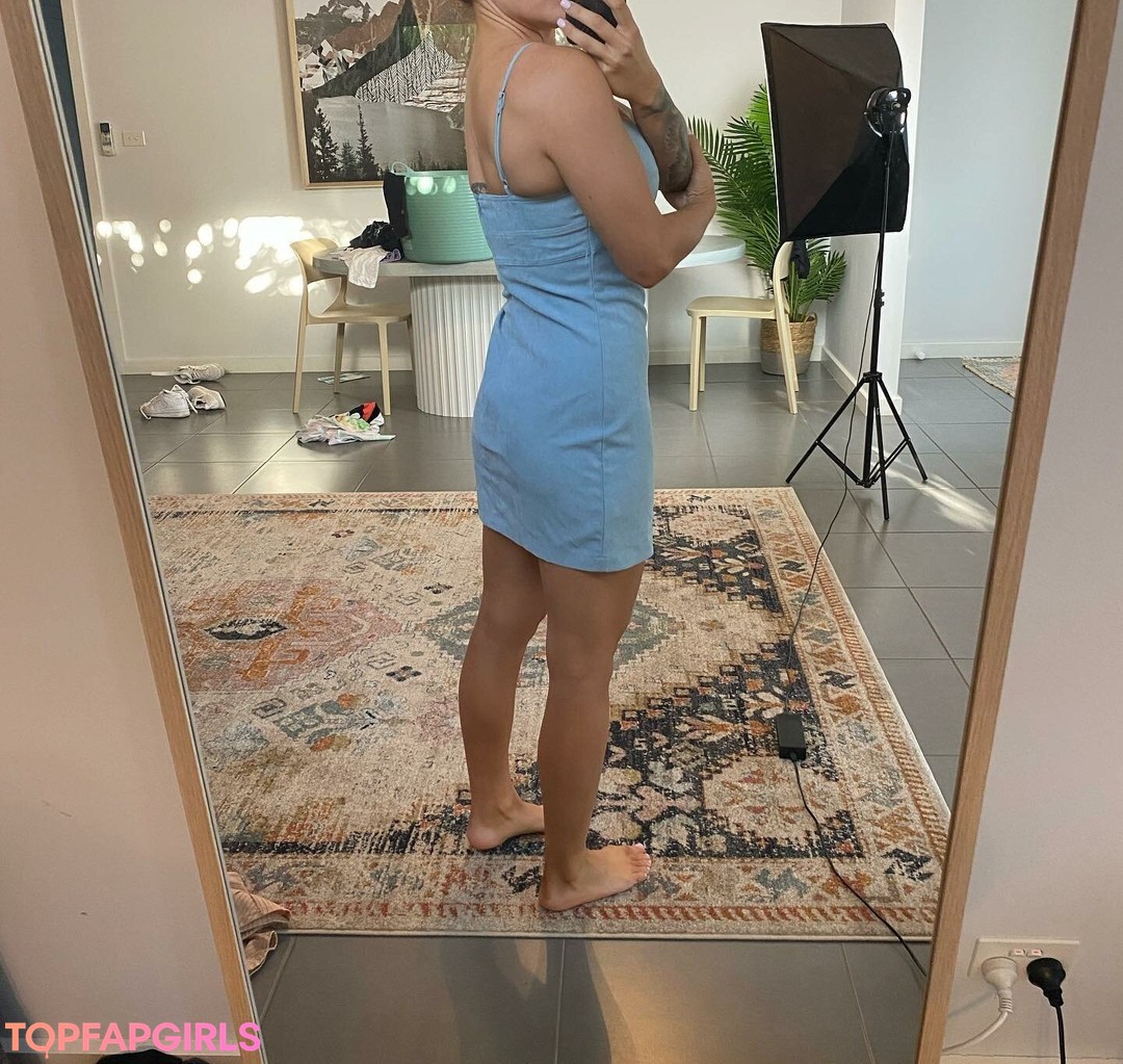 Foto desnuda filtrada de OnlyFans de Biker Biddie #233