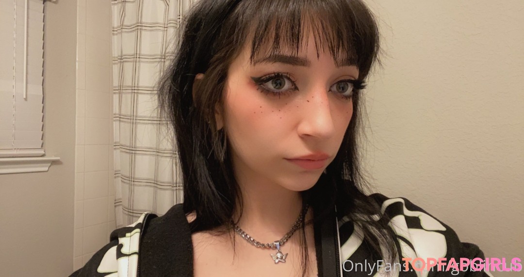 Foto desnuda filtrada de OnlyFans de Goblincub #897