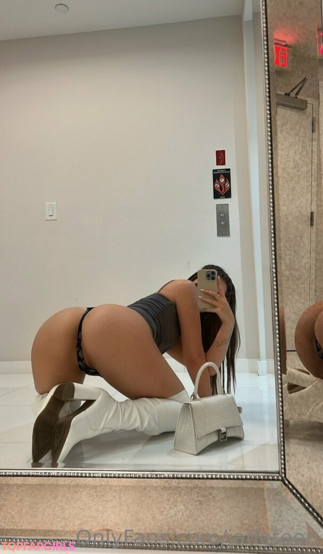 Foto desnuda filtrada de OnlyFans de Jadeteen #779