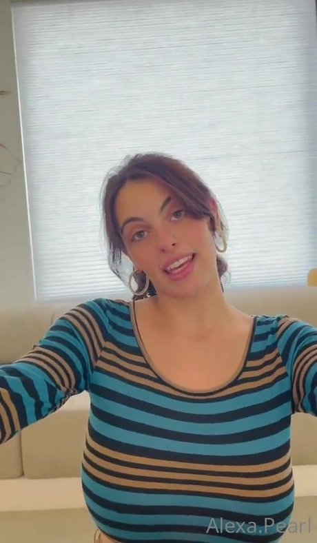 Alexa Pearl