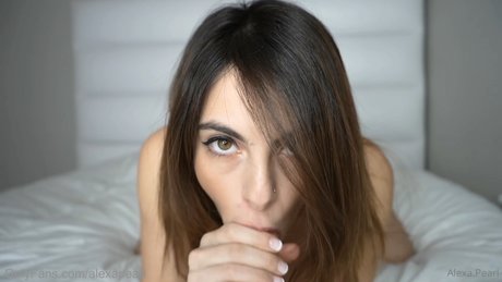 Alexa Pearl