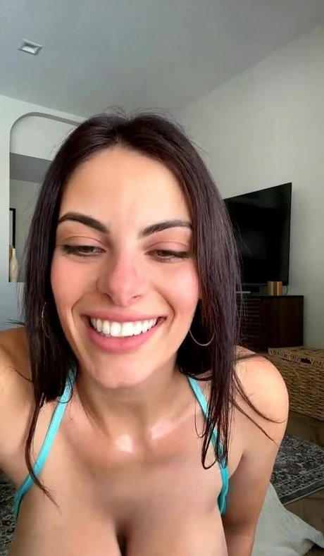 Alexa Pearl