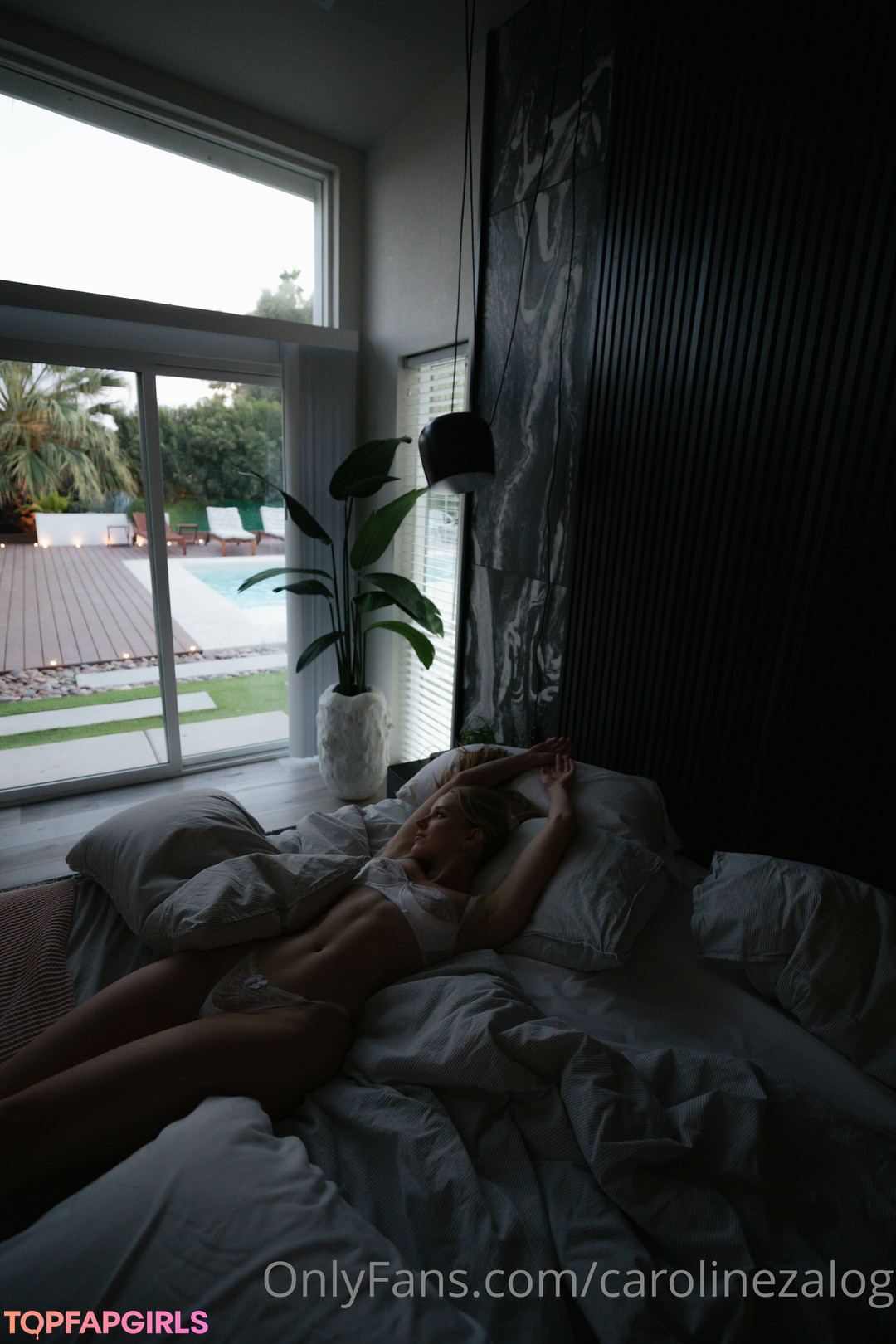 Foto desnuda filtrada de OnlyFans de Caroline Zalog #99