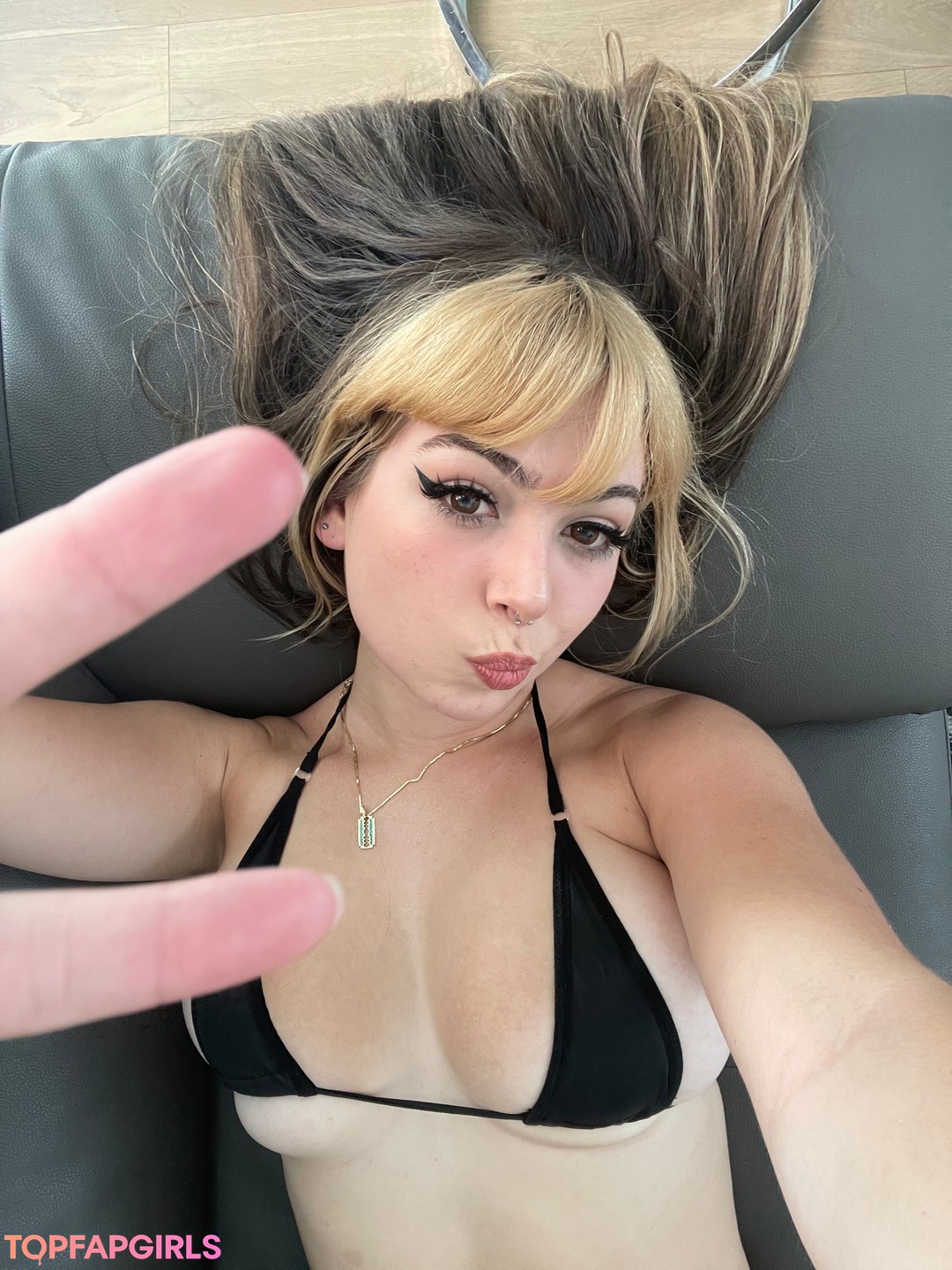 Foto desnuda filtrada de OnlyFans de Rowsvee #820