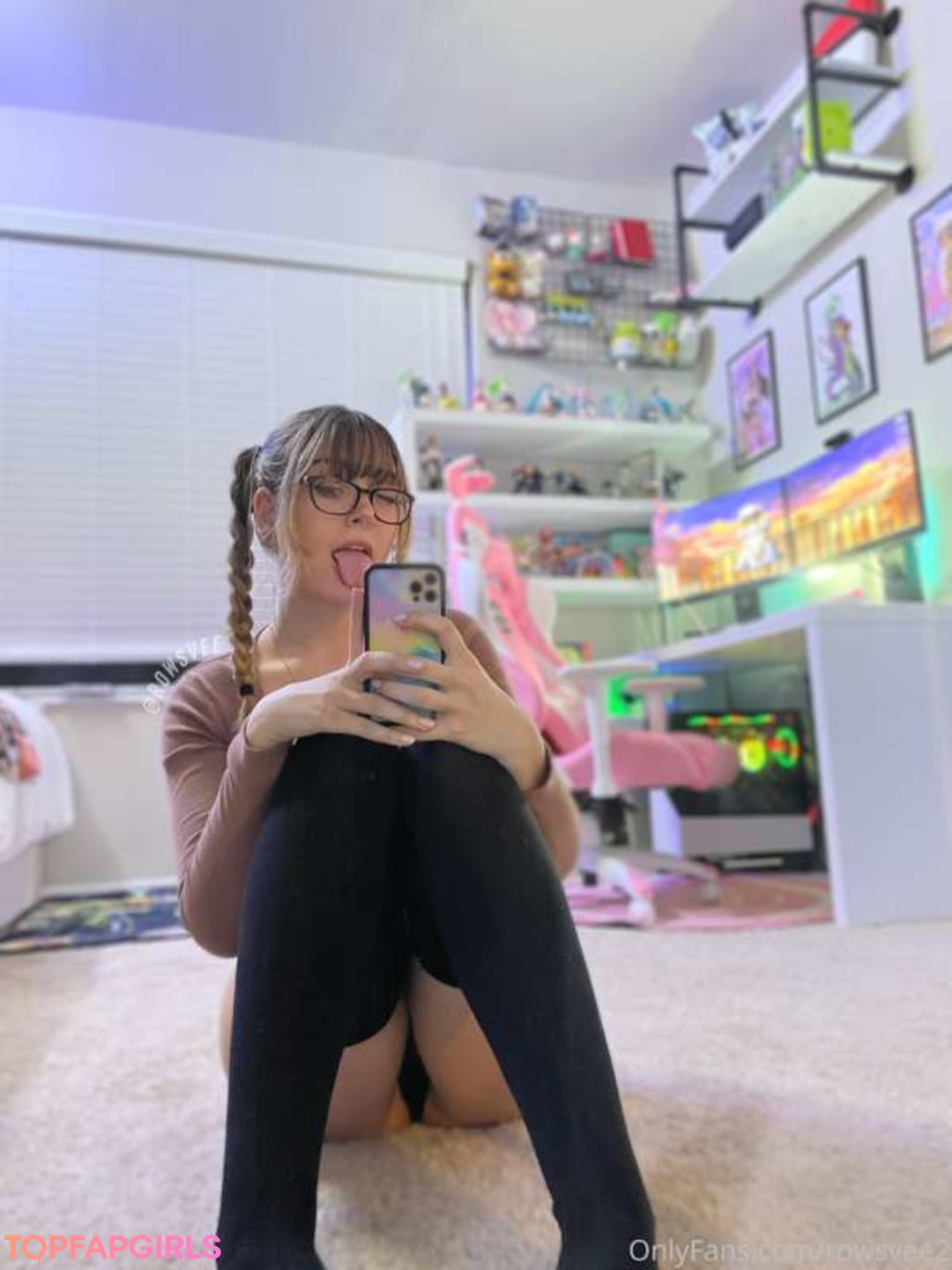 Foto desnuda filtrada de OnlyFans de Rowsvee #1148