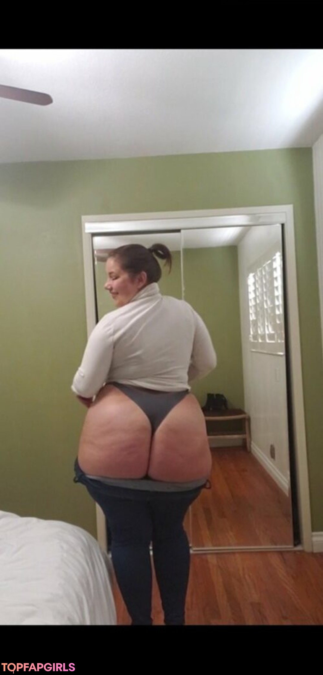 Foto desnuda filtrada de OnlyFans de Mal Malloy #395