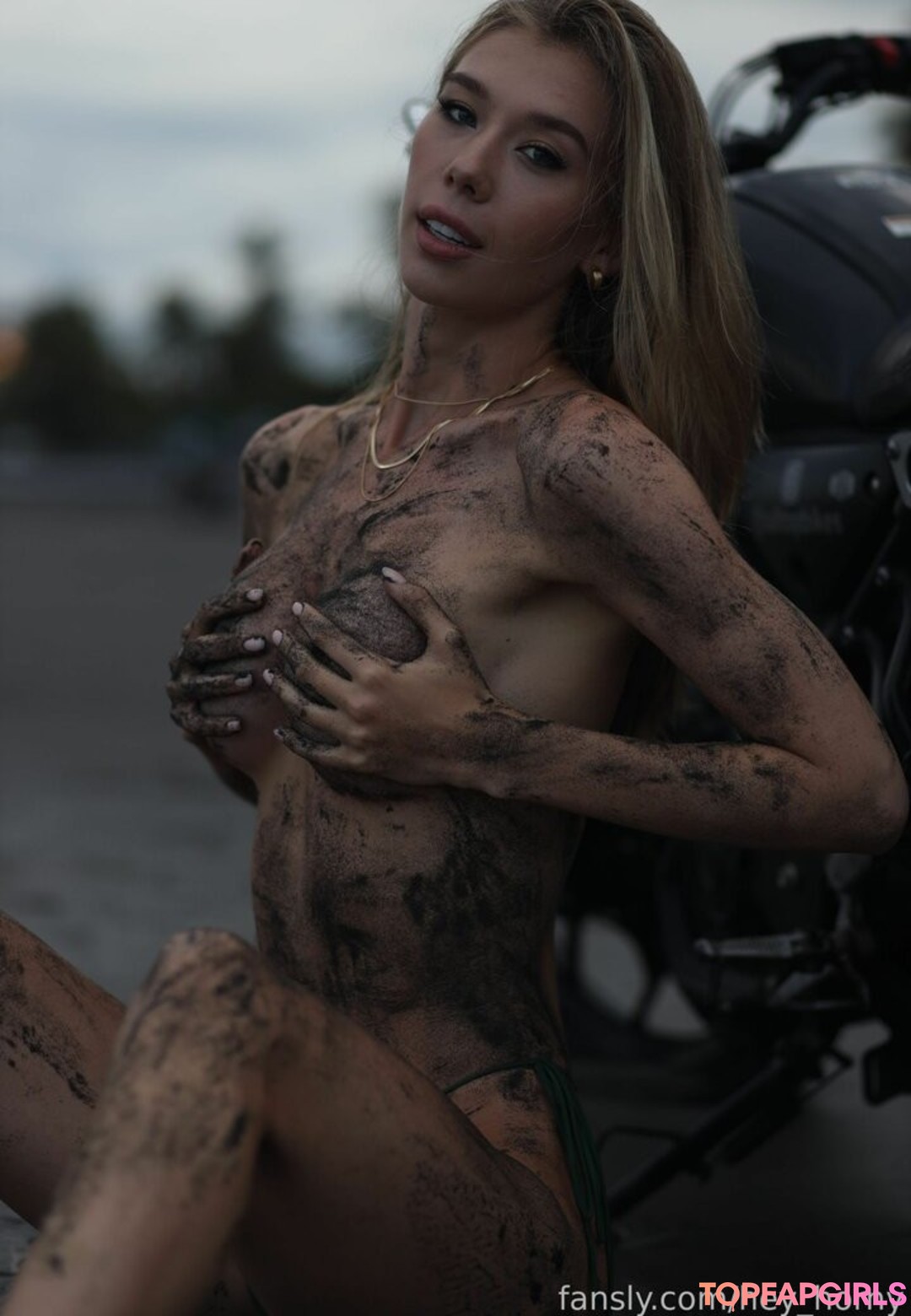 Foto desnuda filtrada de OnlyFans de Mira #410