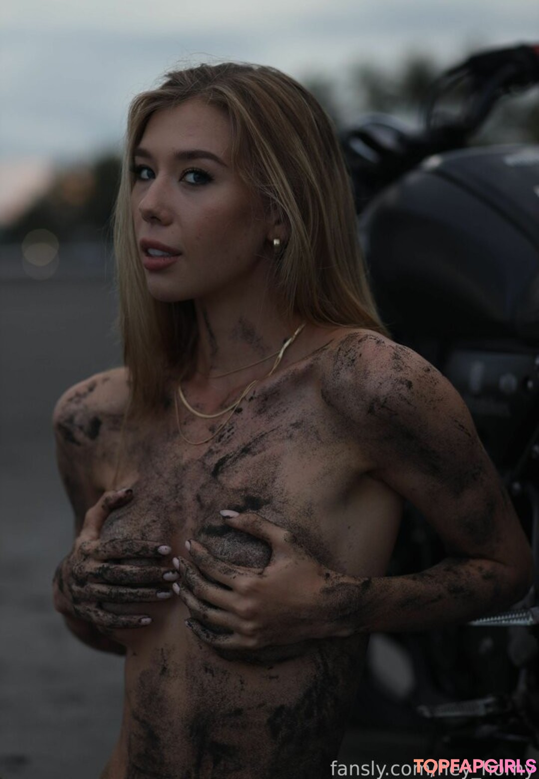 Foto desnuda filtrada de OnlyFans de Mira #411