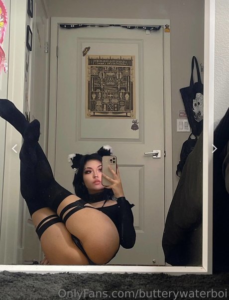 Emi Bunny