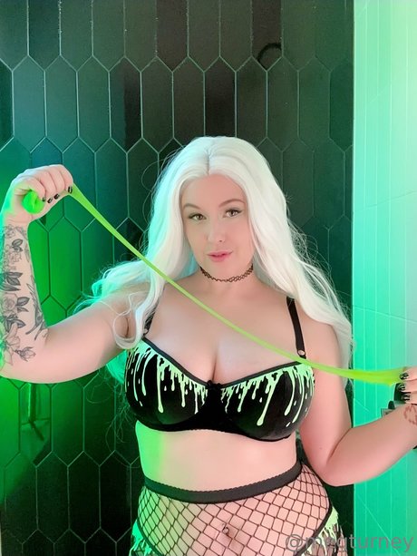 Foto desnuda filtrada de OnlyFans de Meg Turney