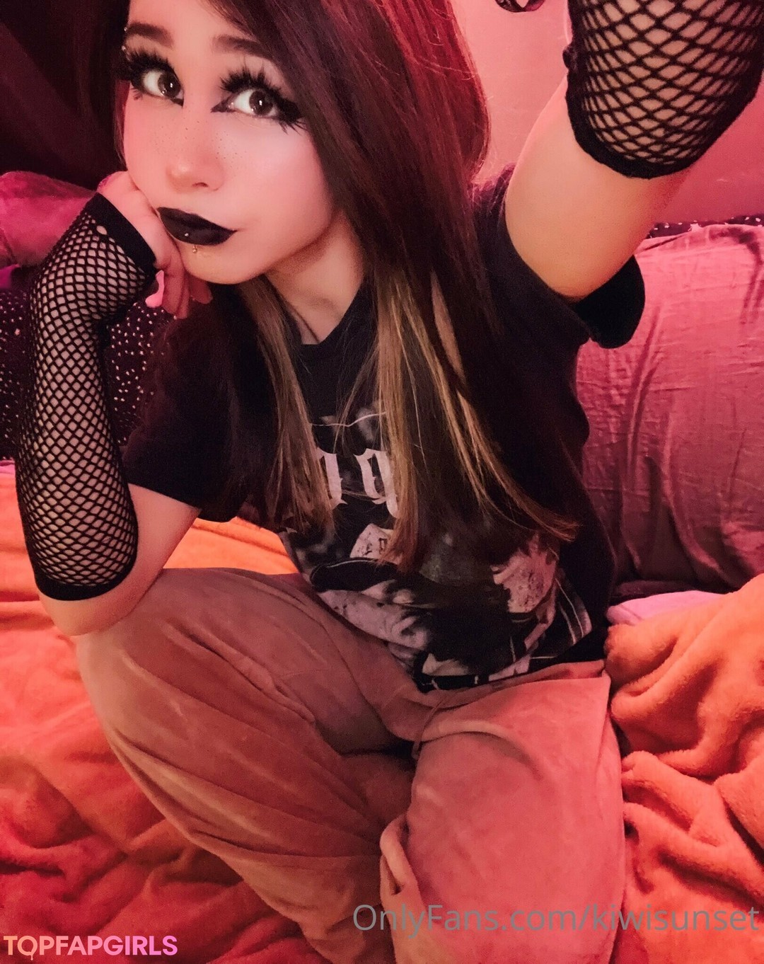 Foto desnuda filtrada de OnlyFans de Kiwi Sunset #491