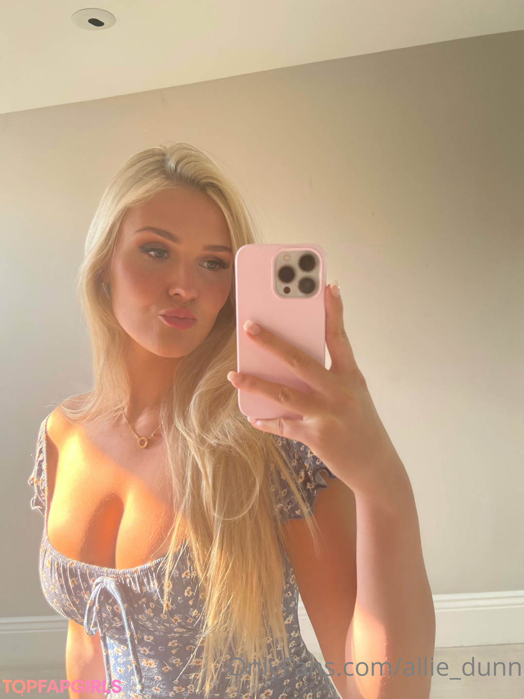 Foto desnuda filtrada de OnlyFans de Alliedunn #542