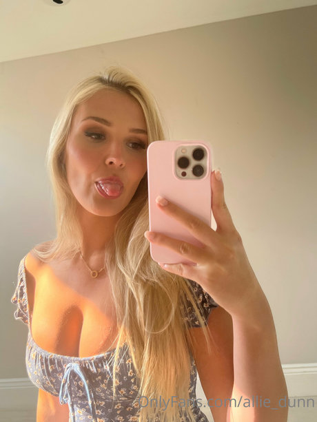 Allie_Dunn