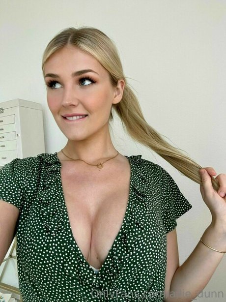Allie_Dunn