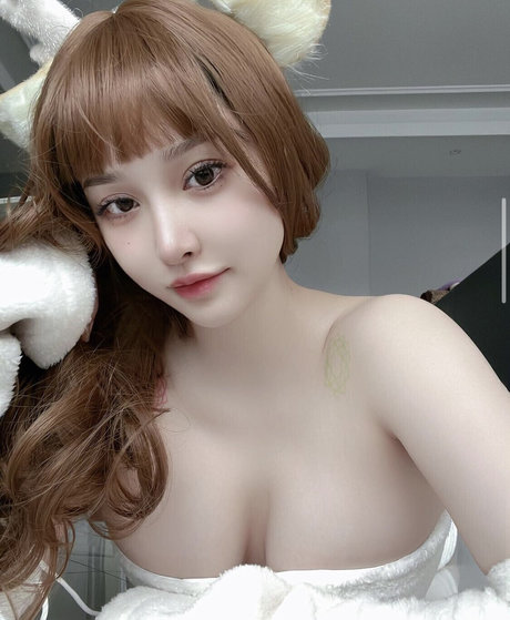 Hitomi Songyuxin