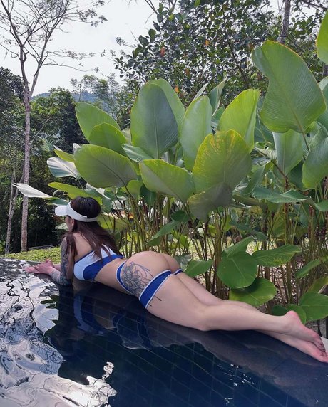 Hitomi Songyuxin