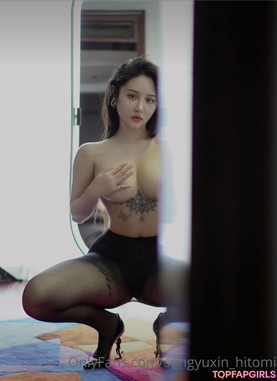 Foto desnuda filtrada de OnlyFans de Hitomi Songyuxin #53