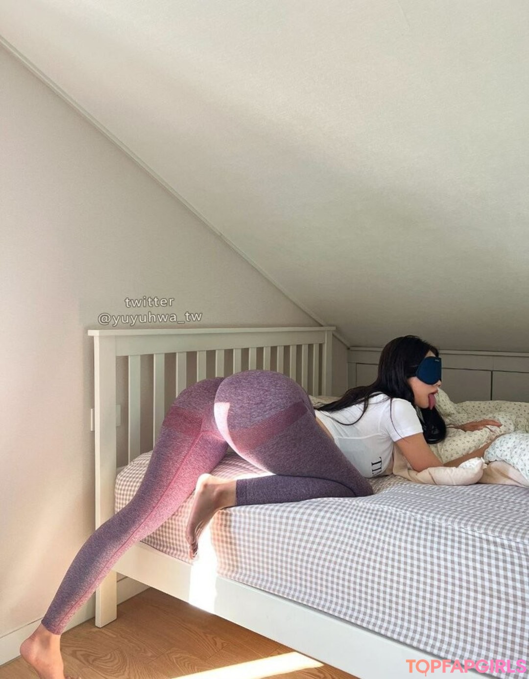 Foto desnuda filtrada de OnlyFans de Yuyuhwa #100