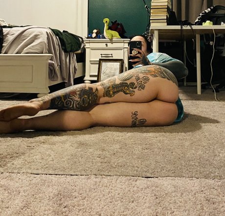 Erika Doom