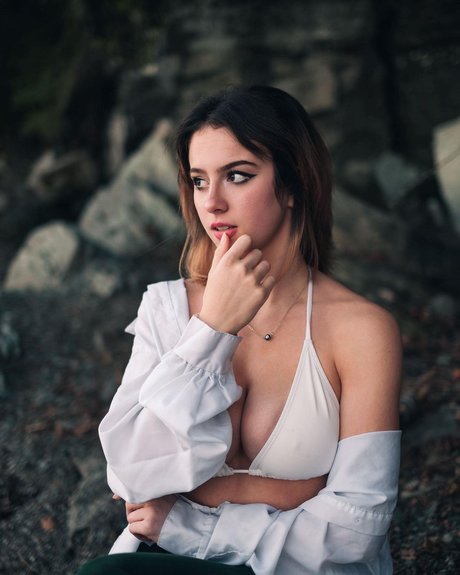 Sierra Cabot