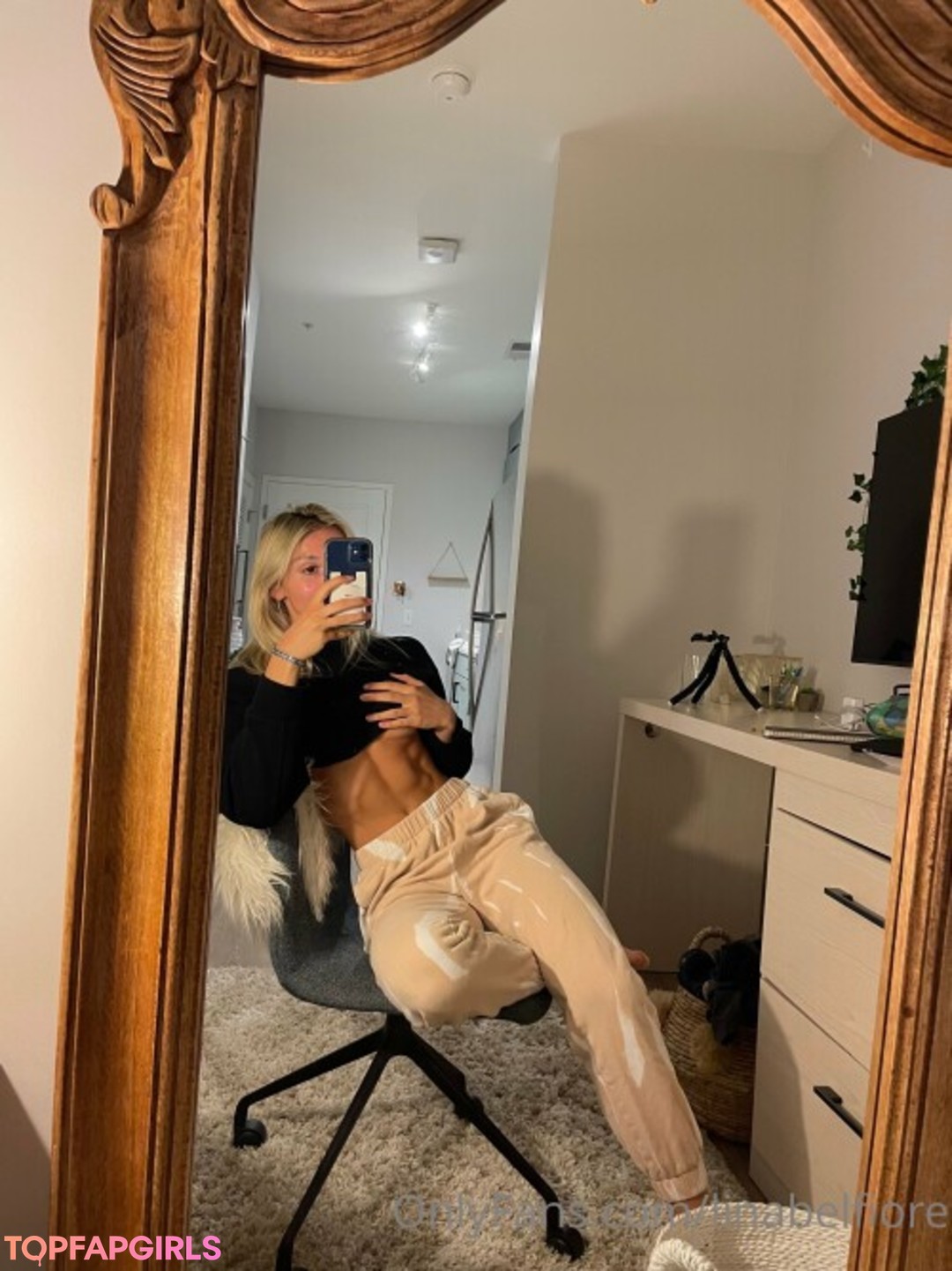 Foto desnuda filtrada de OnlyFans de Lina Belfiore #283