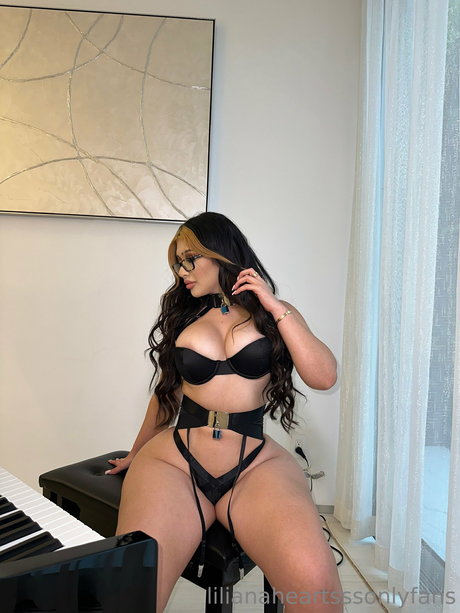 Foto desnuda filtrada de OnlyFans de Lilianaheartsss